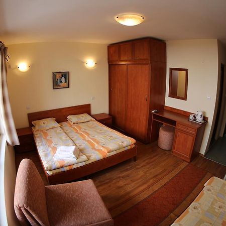 Aurora Guest House Nesebăr Exterior foto